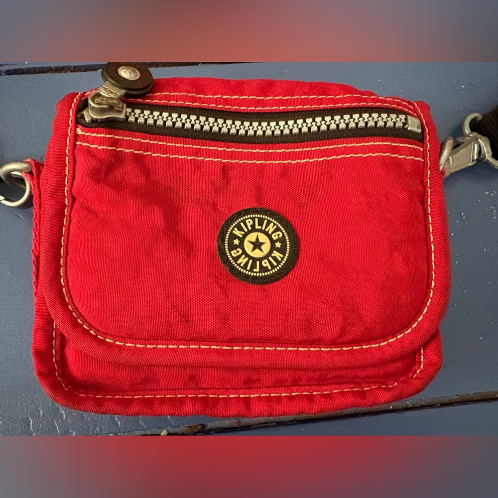 Vintage Kipling Bright Red Mini Convertible Belt/Crossbody Bag